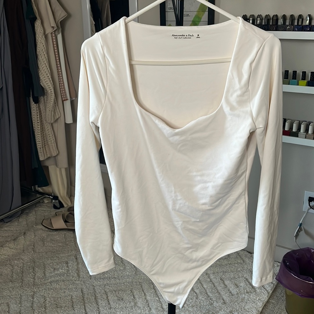 White long sleeve body suit